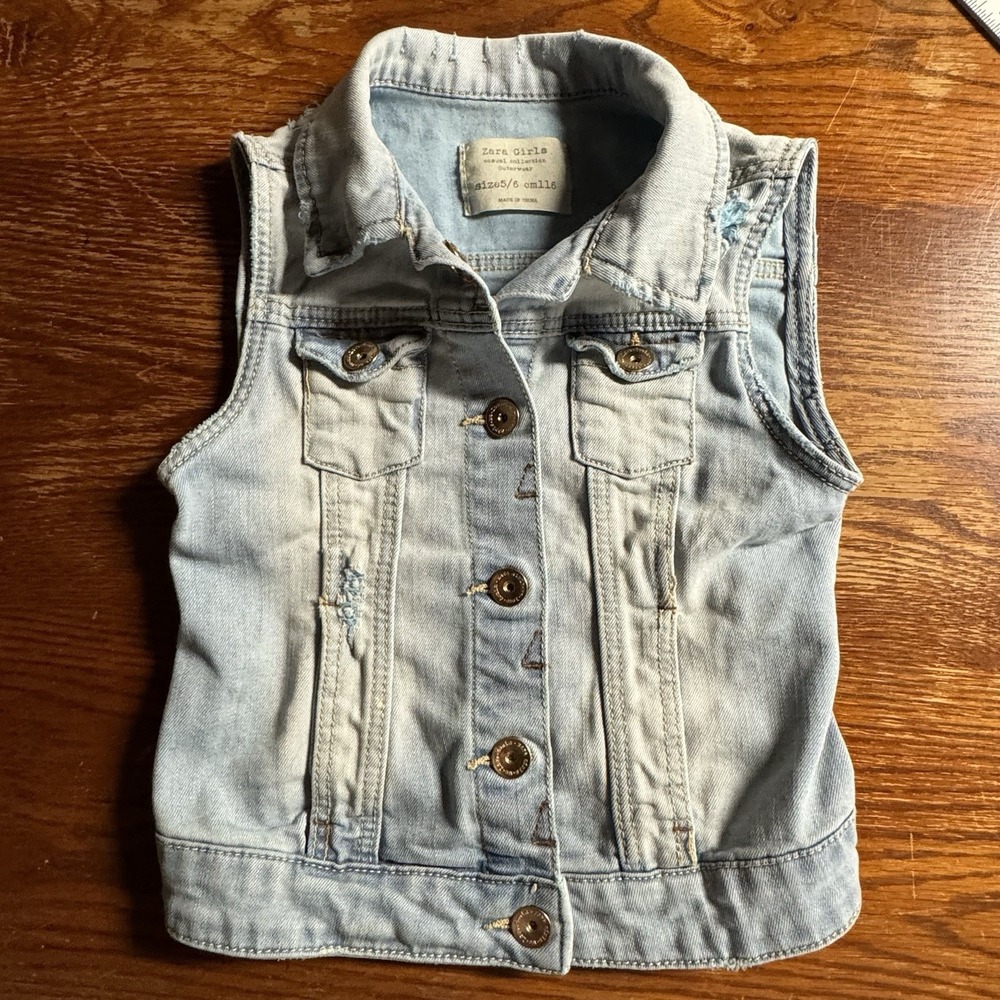 Zara Casual‎ Girl Sz 5/6 Blue Denim Snap Vest Sleeveless